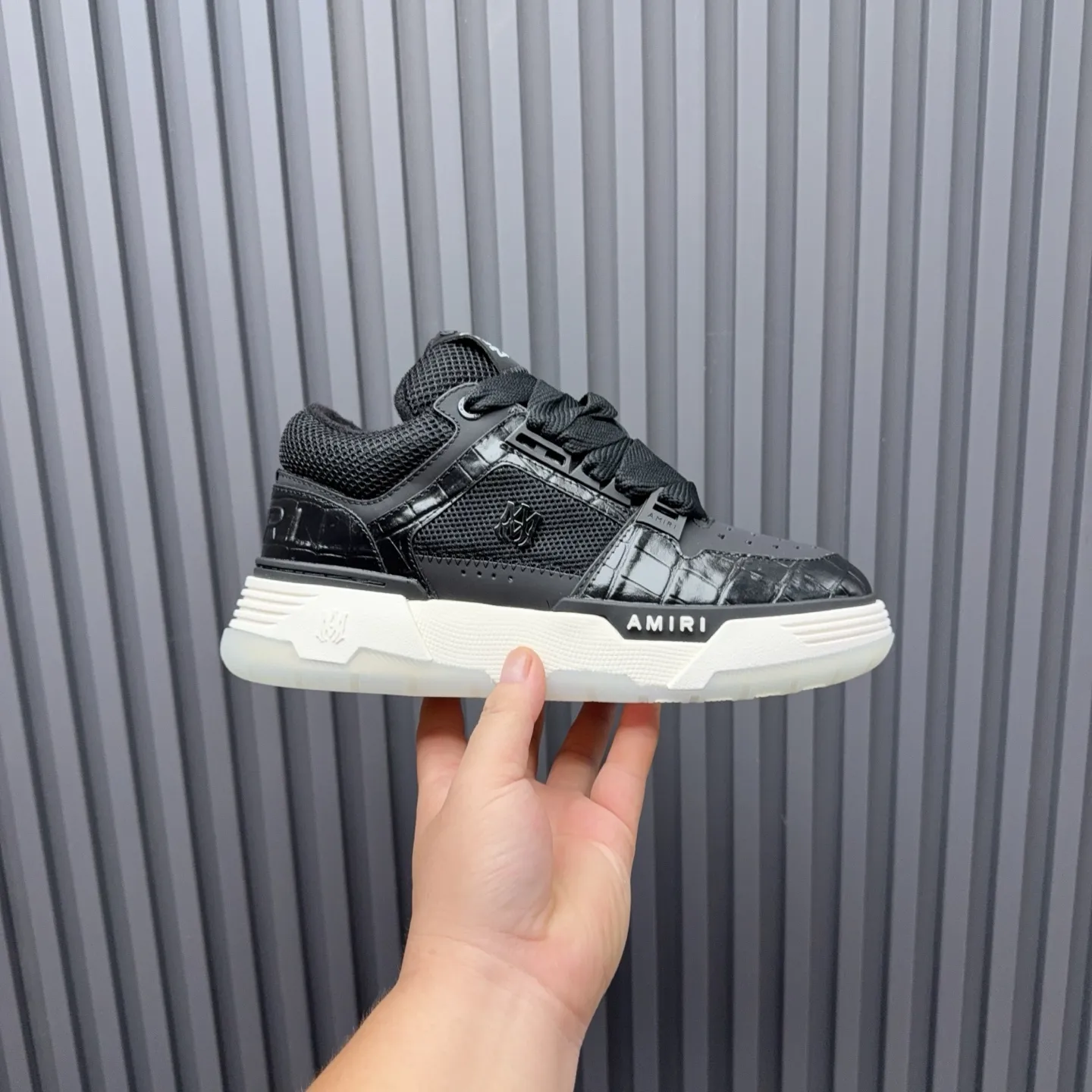 Men's shoes 💰660💰 AMIRI AMIRI trendy brand hot sale 🔥 Available all year round, couples 💑 Official website synchronization Imported fabrics 1⃣️ vs 1⃣️ replica, original factory special original sole, 35-45 (45. non-refundable)